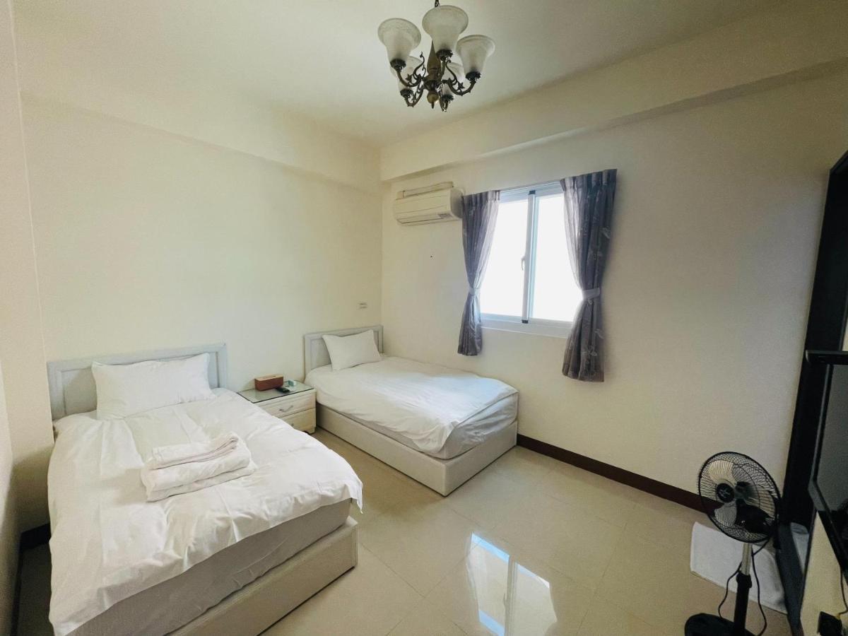 Taitung Sevilla Hostel מראה חיצוני תמונה