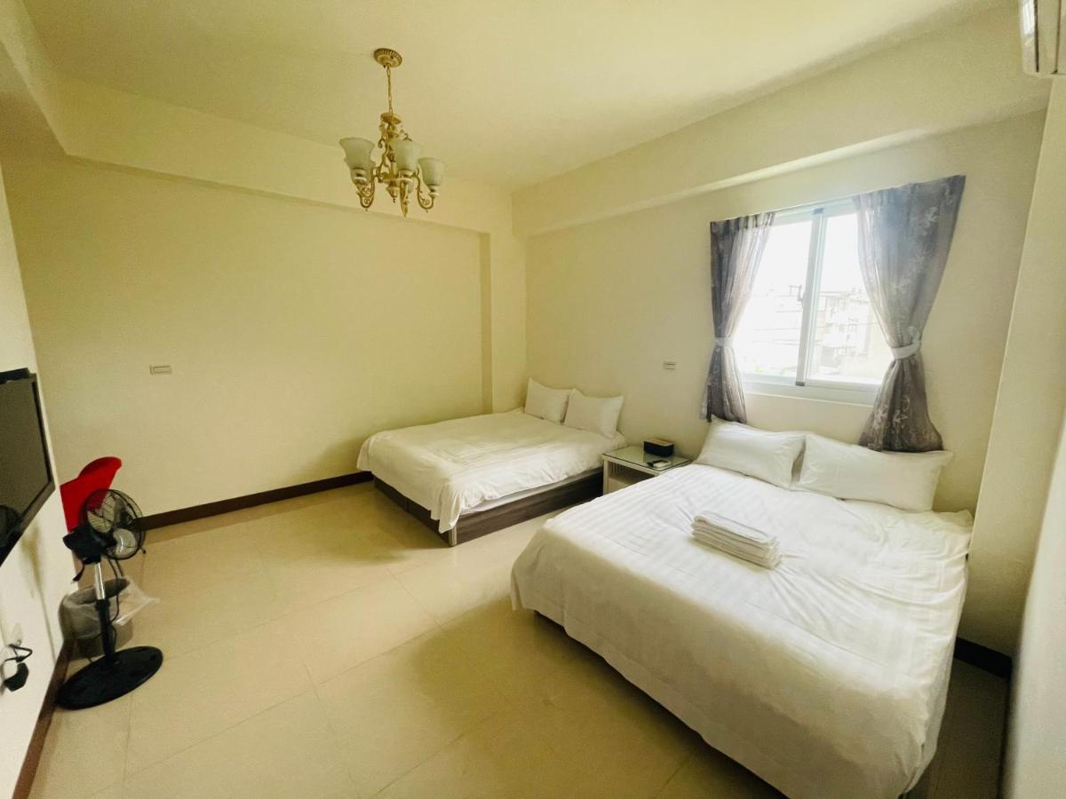 Taitung Sevilla Hostel מראה חיצוני תמונה